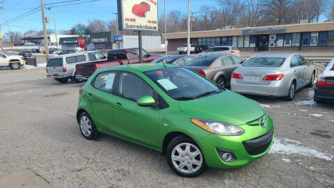 2011 Mazda MAZDA2 for sale at GLADSTONE AUTO SALES    GUARANTEED CREDIT APPROVAL in Gladstone MO