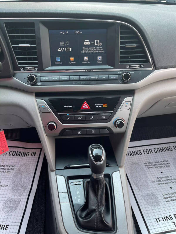 2018 Hyundai Elantra