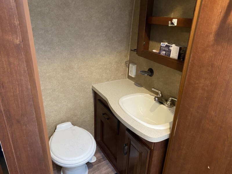 2014 Ford E-Series E-450 SD