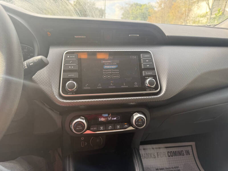 2020 Nissan Kicks SV