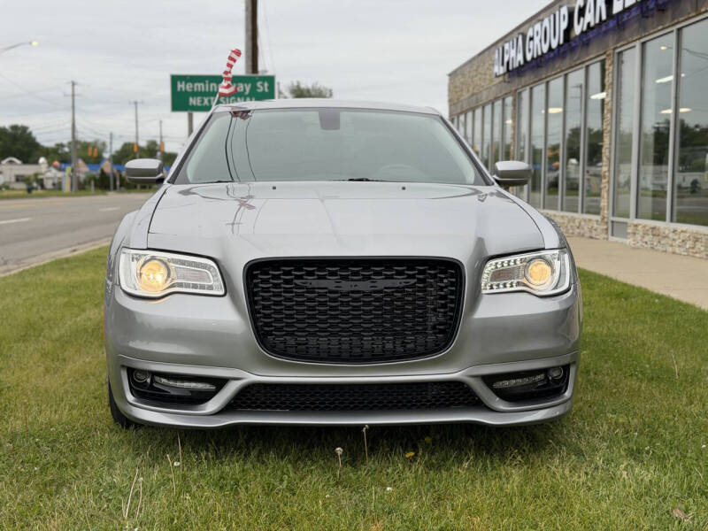 2017 Chrysler 300 Limited