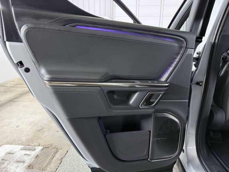 2022 Rivian R1T Adventure