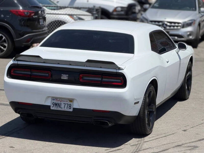 2017 Dodge Challenger