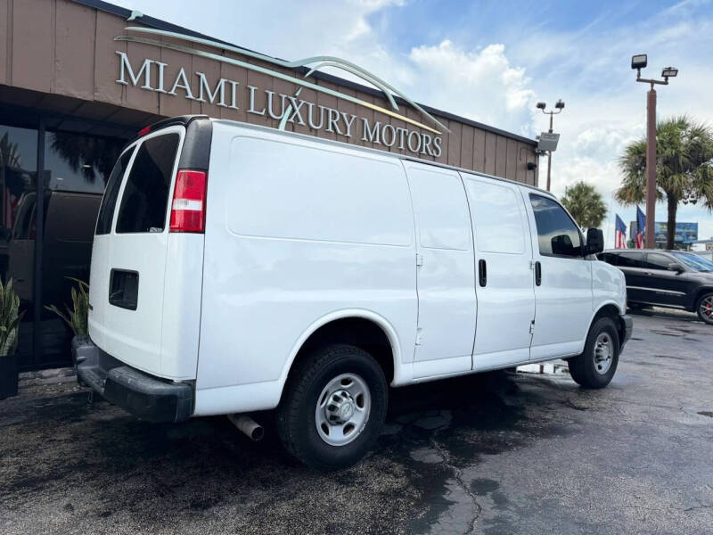 2020 Chevrolet Express 2500