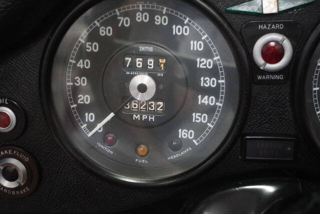 1974 Jaguar E-Type Series lll Roadster V-1