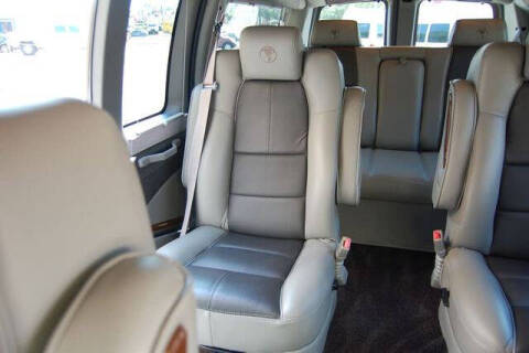 2017 GMC Savana 2500