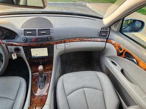 2005 Mercedes-Benz E-Class E 320