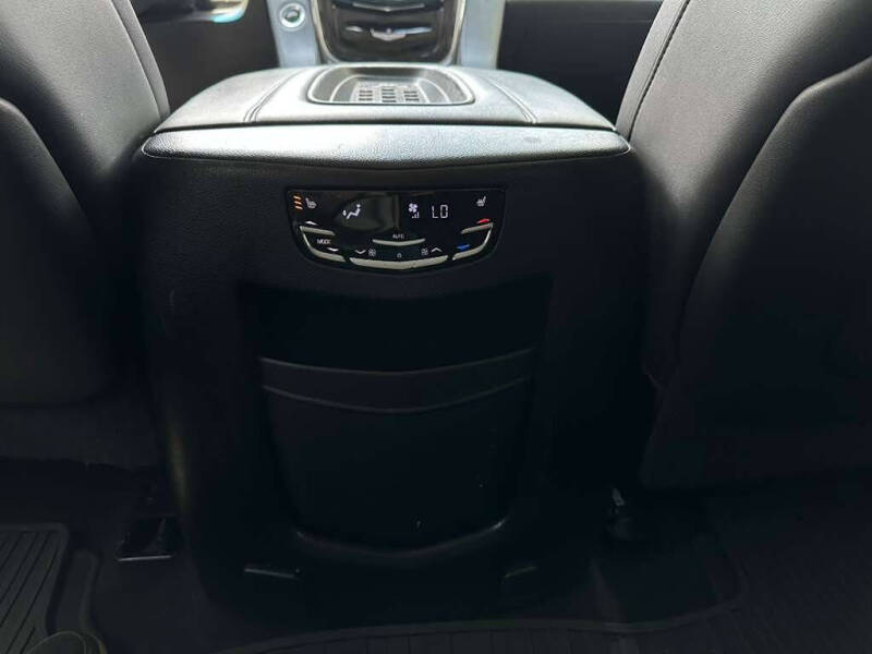 2017 Cadillac Escalade Standard