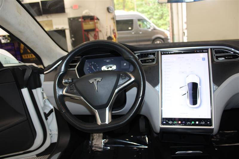2016 Tesla Model S