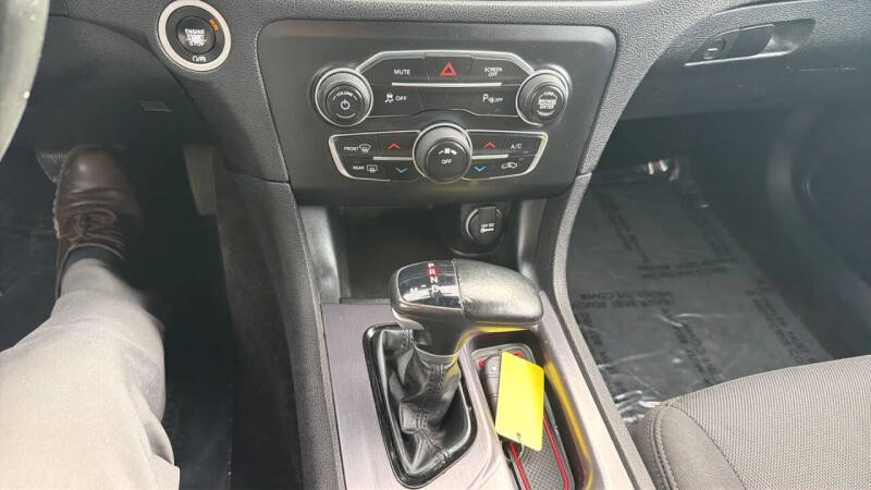 2018 Dodge Charger SXT