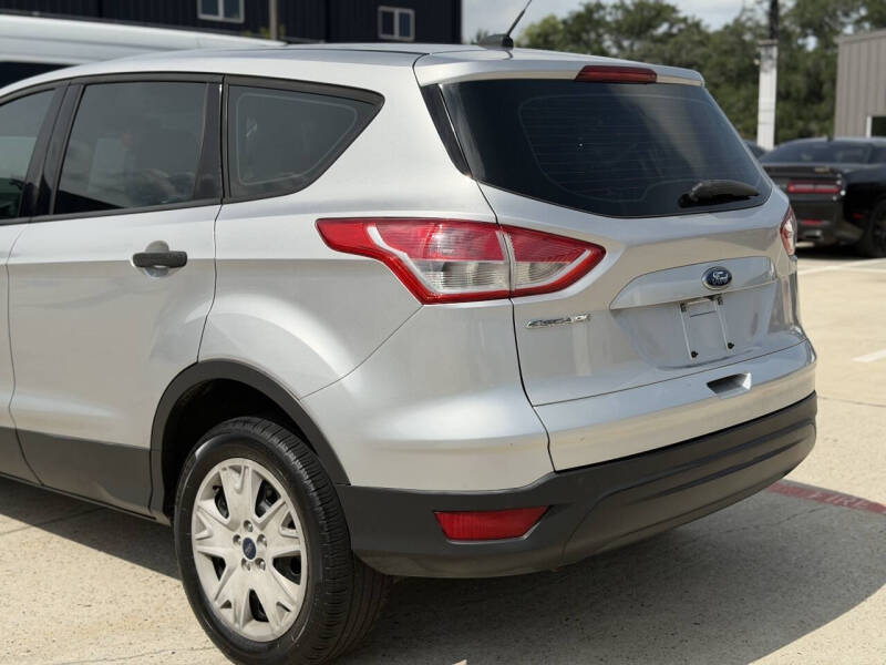 2016 Ford Escape S