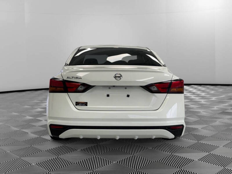 2022 Nissan Altima 2.5 S