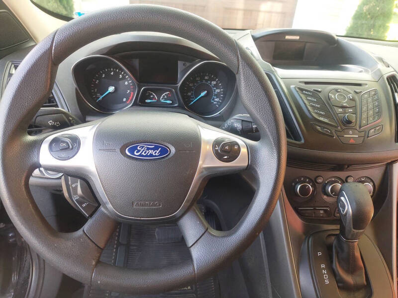 2016 Ford Escape S