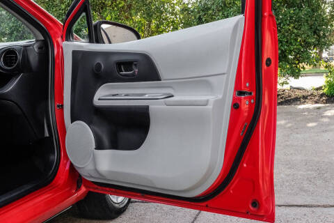 2012 Toyota Prius c One