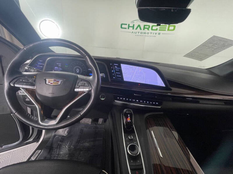 2022 Cadillac Escalade Premium Luxury