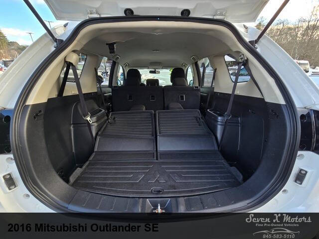 2016 Mitsubishi Outlander SE