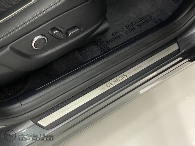 2023 Genesis GV70 2.5T Standard