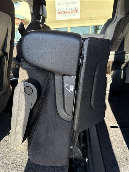 2012 Dodge Grand Caravan Crew