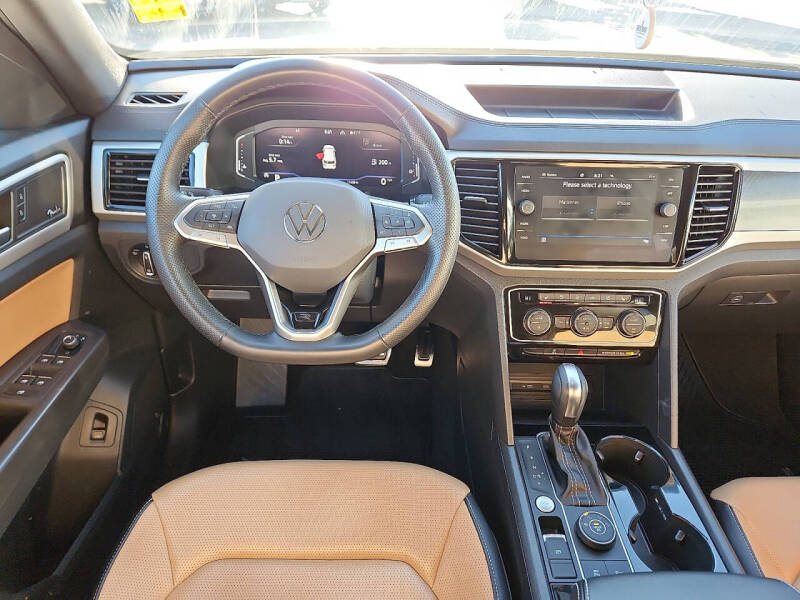 2022 Volkswagen Atlas Cross Sport V6 SEL Premium R-Line 4Motion