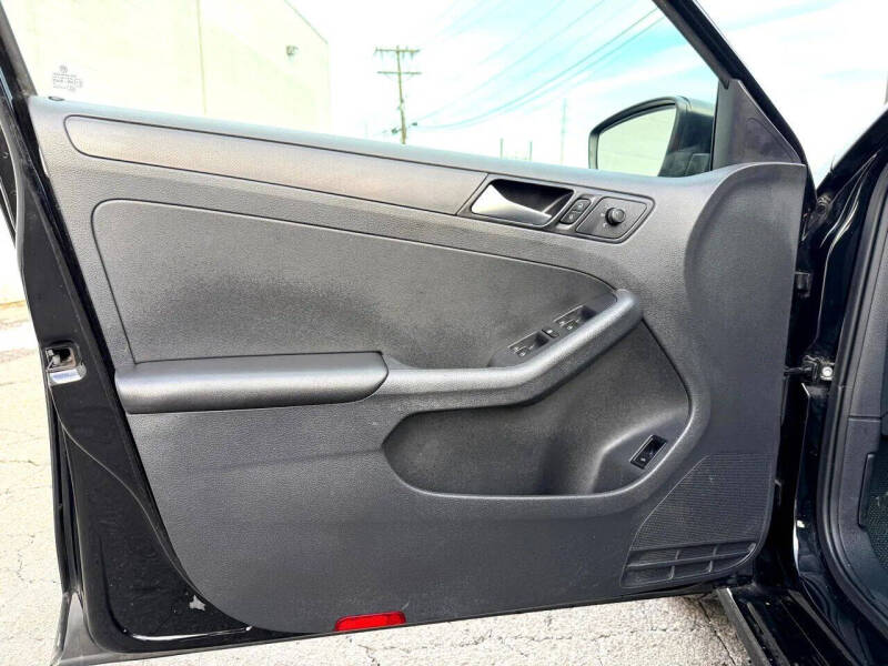 2016 Volkswagen Jetta