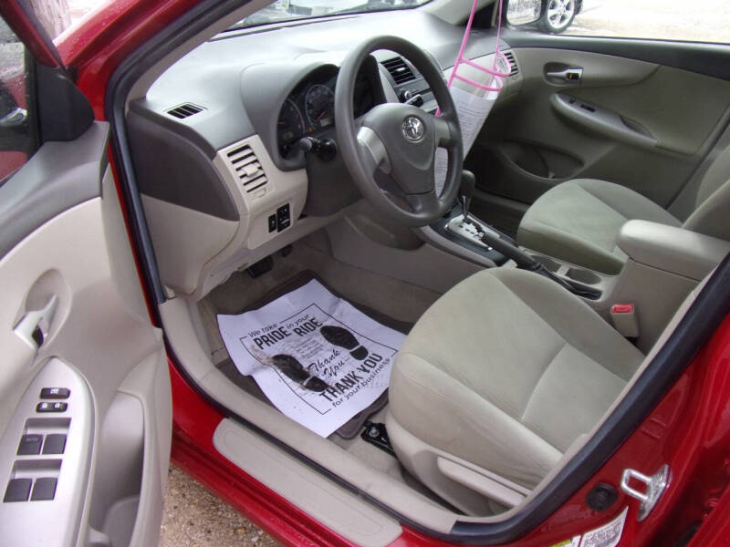 2010 Toyota Corolla LE