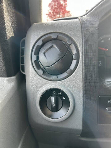 2014 Ford E-Series E-350 SD XL