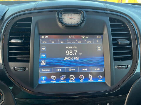 2014 Chrysler 300 C John Varvatos Limited Edition