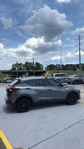 2022 Nissan Kicks S