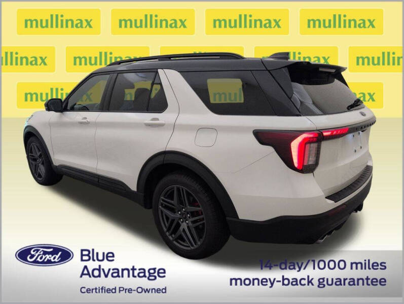 2025 Ford Explorer ST