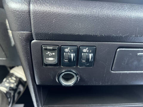 2016 Toyota Sienna SE Premium 8-Passenger