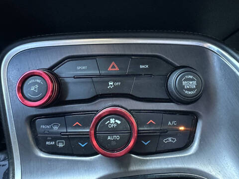 2016 Dodge Challenger SXT