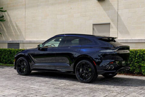 2025 Aston Martin DBX 707