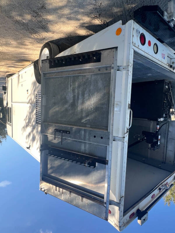 2008 Freightliner MT45 Chassis