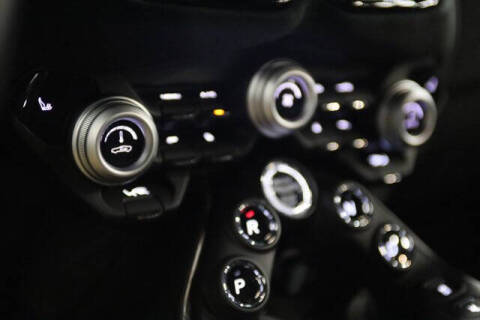 2021 Aston Martin Vantage