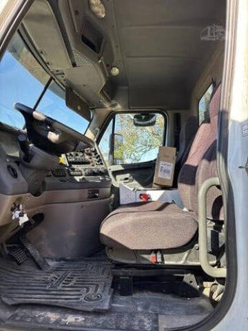 2012 Freightliner Cascadia