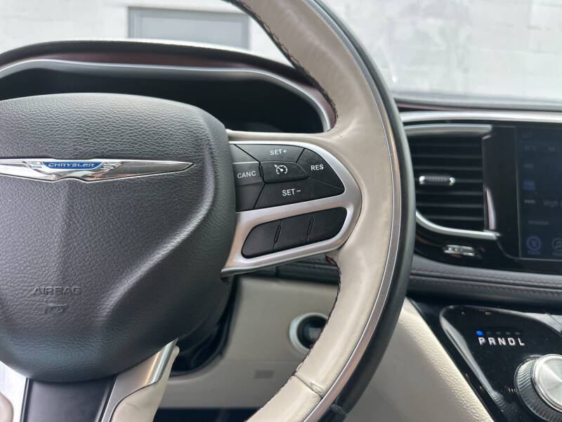 2017 Chrysler Pacifica Limited