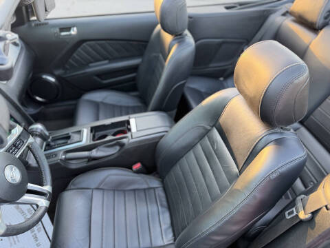 2013 Ford Mustang V6