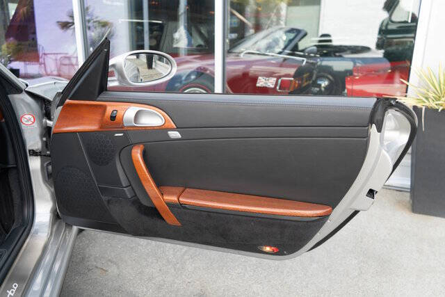 2008 Porsche 911 35