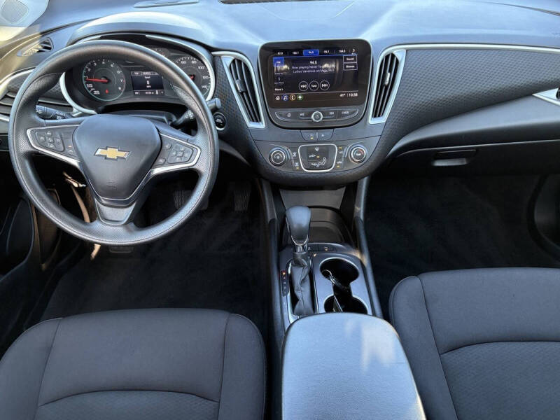 2024 Chevrolet Malibu LS