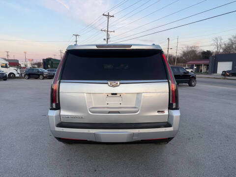 2017 Cadillac Escalade Luxury