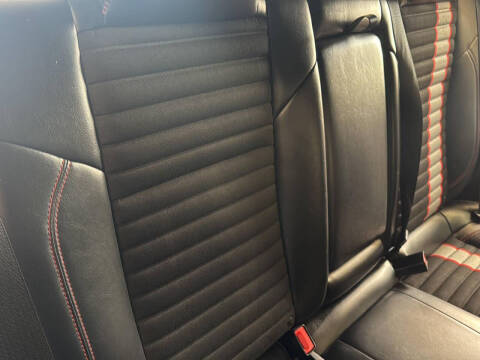 2013 Dodge Avenger R/T