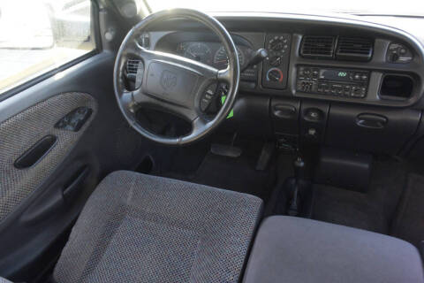 2002 Dodge Ram 2500 ST