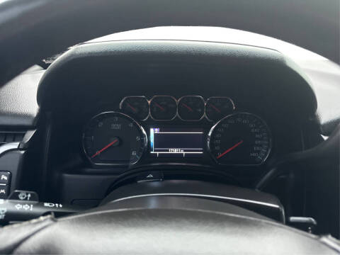 2017 Chevrolet Suburban LT