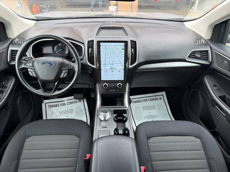 2021 Ford Edge SE