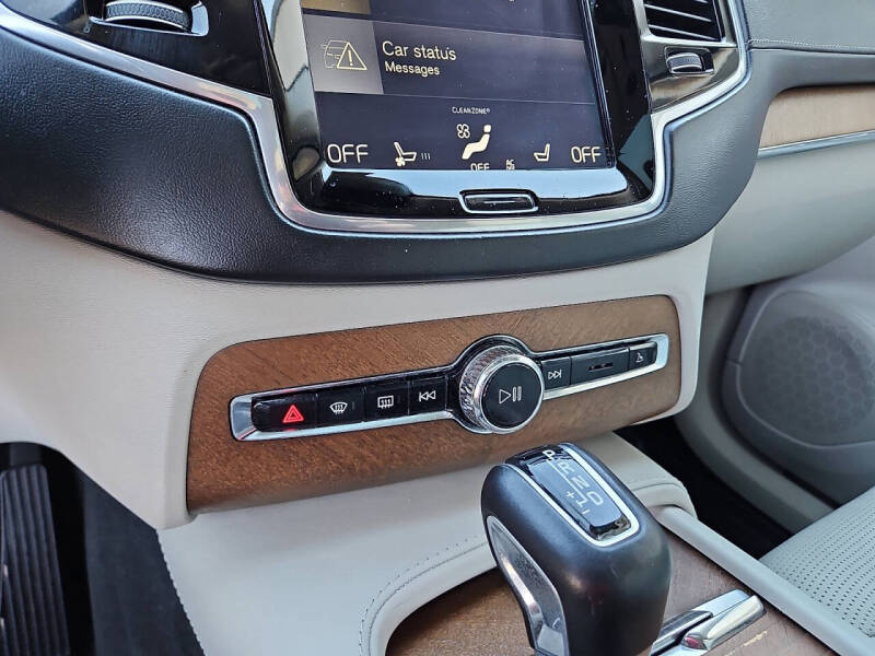 2017 Volvo XC90 T6 Inscription