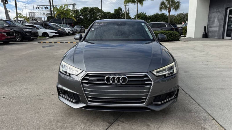 2017 Audi A4 2.0T quattro Prestige