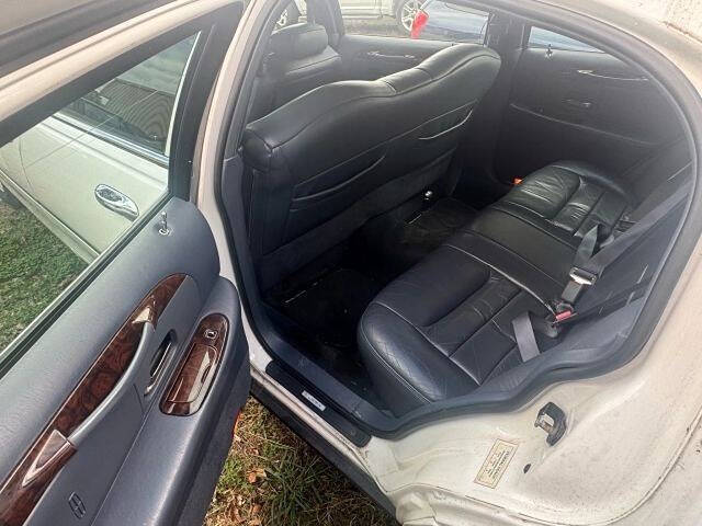 2000 Lincoln Town Car Executive