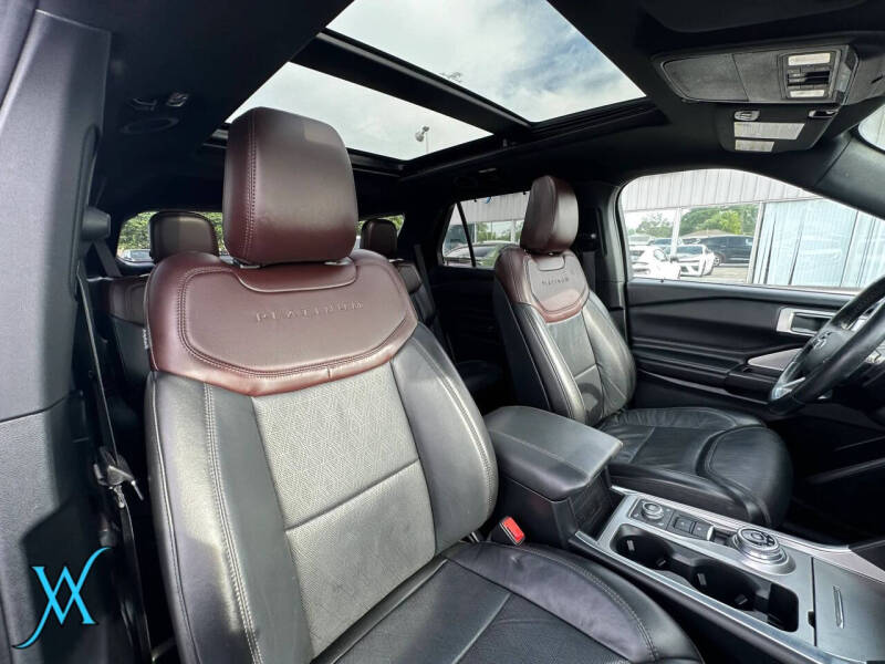 2020 Ford Explorer Platinum