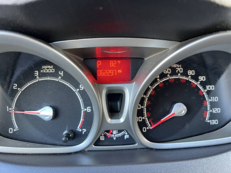 2012 Ford Fiesta SE