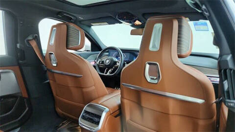 2023 BMW 7 Series 740i